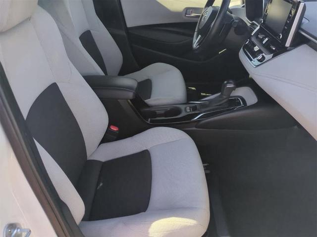 Photo of 2021 Wind Chill Pearl Toyota Corolla Hatchback