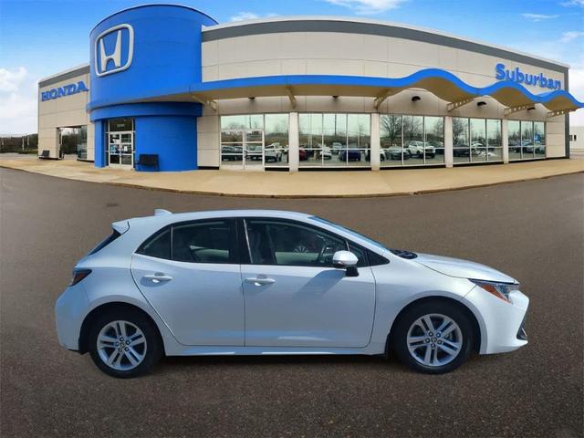Photo of 2021 Wind Chill Pearl Toyota Corolla Hatchback