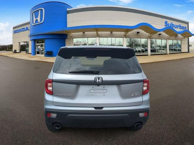 Photo of 2021 Lunar Silver Metallic Honda Passport