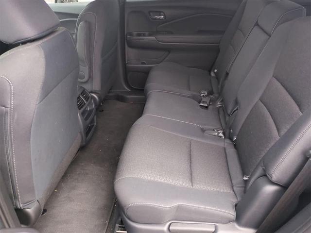 Photo of 2021 Lunar Silver Metallic Honda Passport