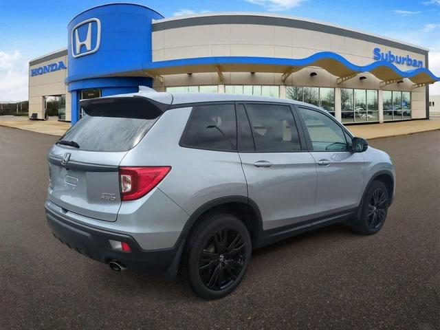 Photo of 2021 Lunar Silver Metallic Honda Passport