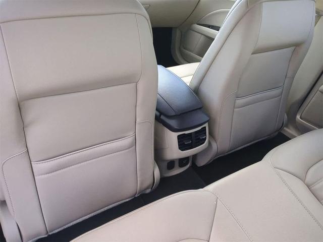 Photo of 2014 Ice Storm Metallic Ford Fusion Hybrid