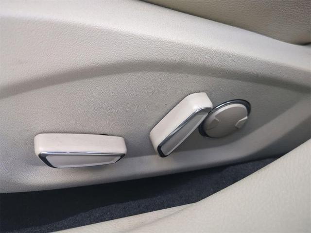 Photo of 2014 Ice Storm Metallic Ford Fusion Hybrid