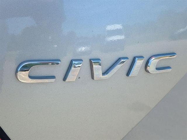 Photo of 2018 Lunar Silver Metallic Honda Civic