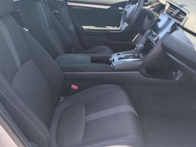 Photo of 2018 Lunar Silver Metallic Honda Civic