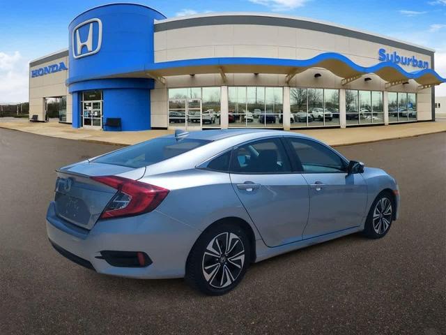 Photo of 2018 Lunar Silver Metallic Honda Civic