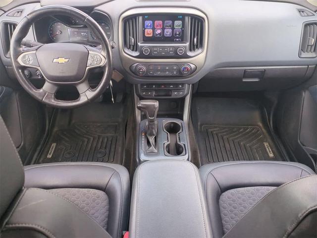 Photo of 2017 Silver Ice Metallic Chevrolet Colorado