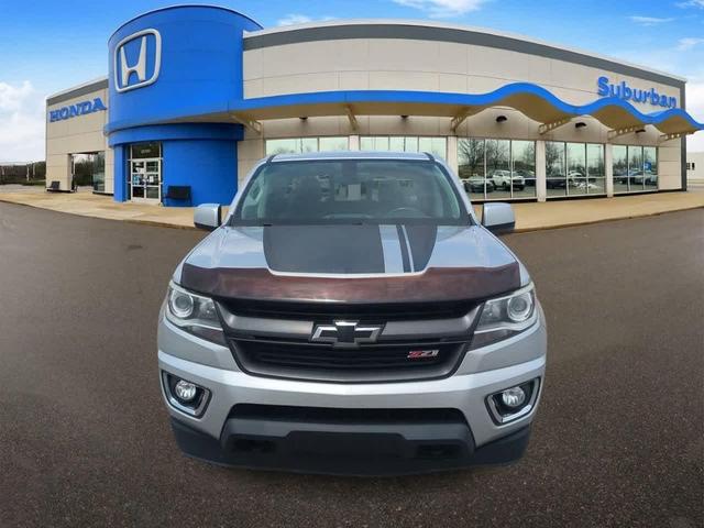 Photo of 2017 Silver Ice Metallic Chevrolet Colorado