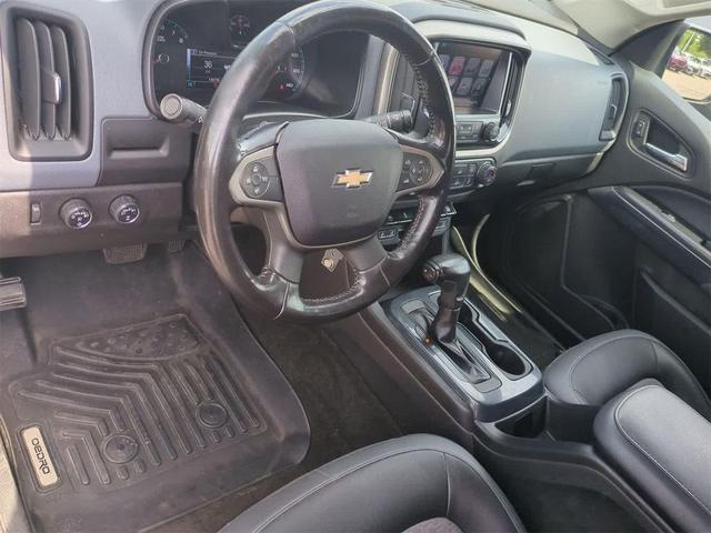 Photo of 2017 Silver Ice Metallic Chevrolet Colorado