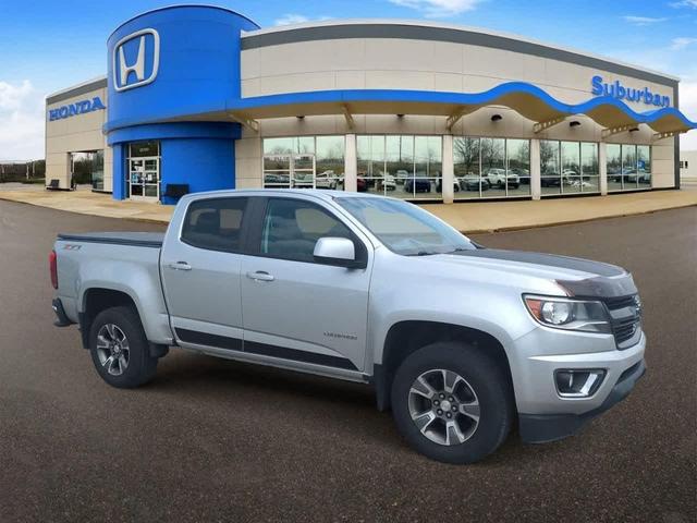 Photo of 2017 Silver Ice Metallic Chevrolet Colorado