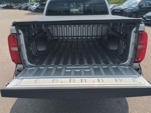 Photo of 2017 Silver Ice Metallic Chevrolet Colorado
