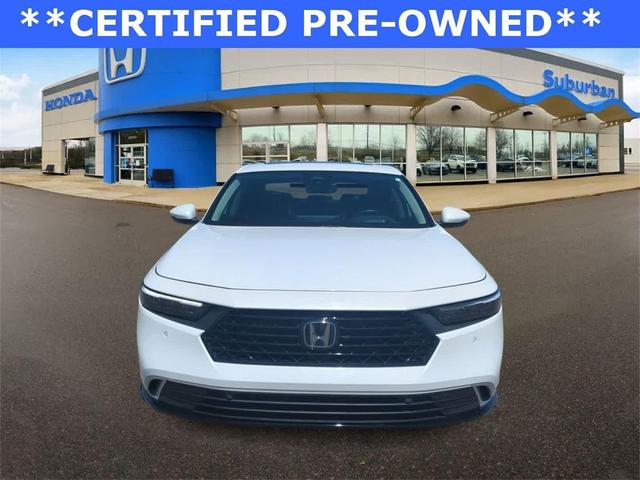 Photo of 2024 Platinum White Pearl Honda Accord Hybrid