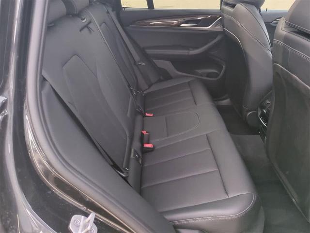 Photo of 2023 Gray BMW X3