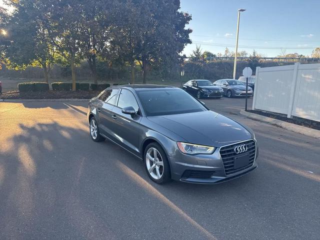 Photo of 2015 Gray Audi A3