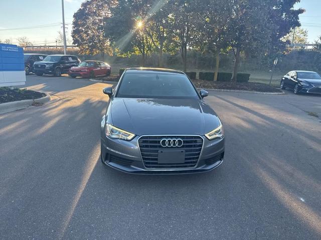 Photo of 2015 Gray Audi A3