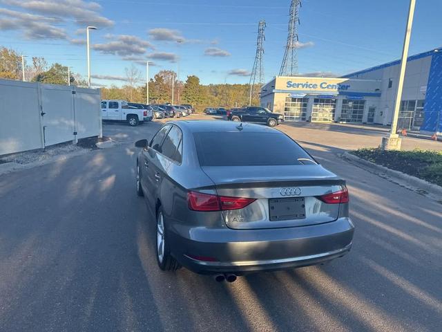 Photo of 2015 Gray Audi A3