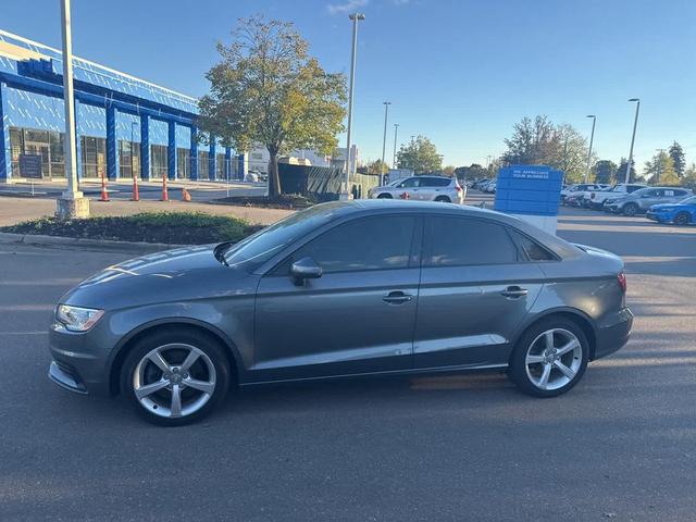 Photo of 2015 Gray Audi A3