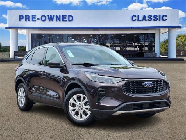2023 Ford Escape
