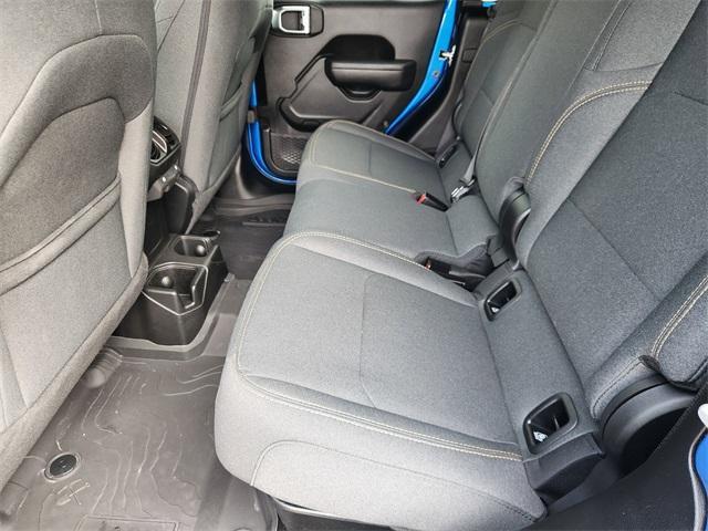 Photo of 2024 Hydro Blue Pearlcoat Jeep Gladiator