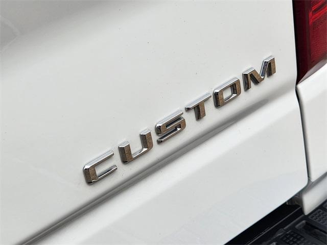 Photo of 2022 Summit White Chevrolet Silverado 1500