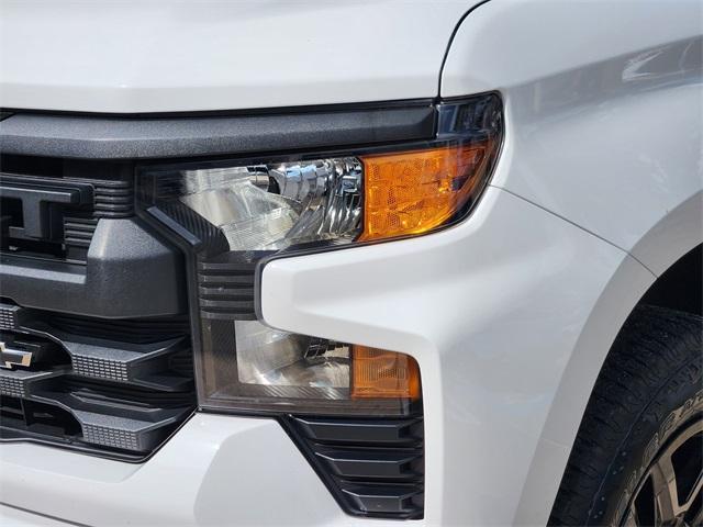 Photo of 2022 Summit White Chevrolet Silverado 1500