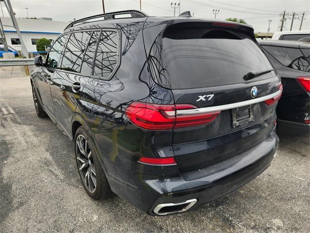 Photo of 2019 Carbon Black Metallic BMW X7