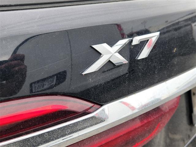 Photo of 2019 Carbon Black Metallic BMW X7