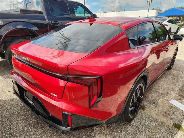 Photo of 2025 Currant Red Kia K4