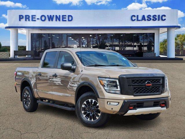 2021 Nissan Titan
