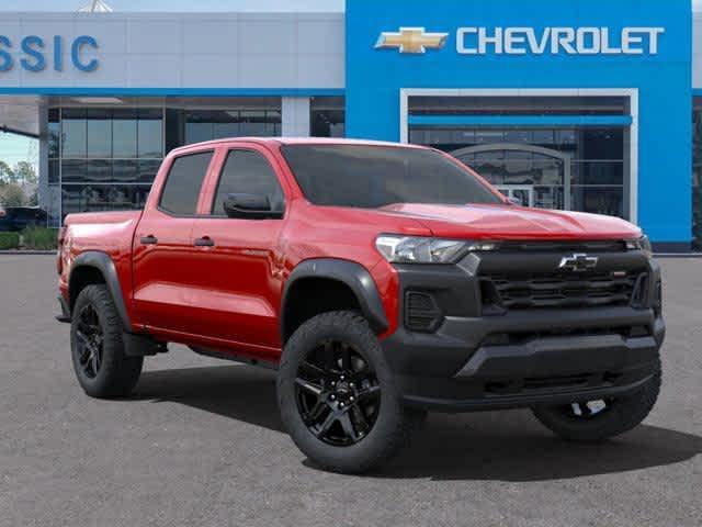 Photo of 2025 Radiant Red Chevrolet Colorado