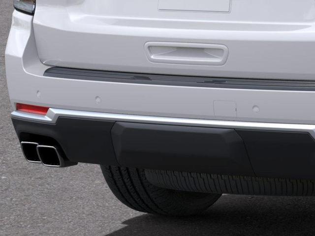 Photo of 2025 White Chevrolet Suburban