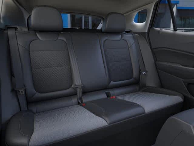 Photo of 2025 Summit White Chevrolet Trax