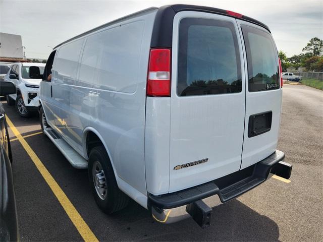 Photo of 2023 Summit White Chevrolet Express 2500