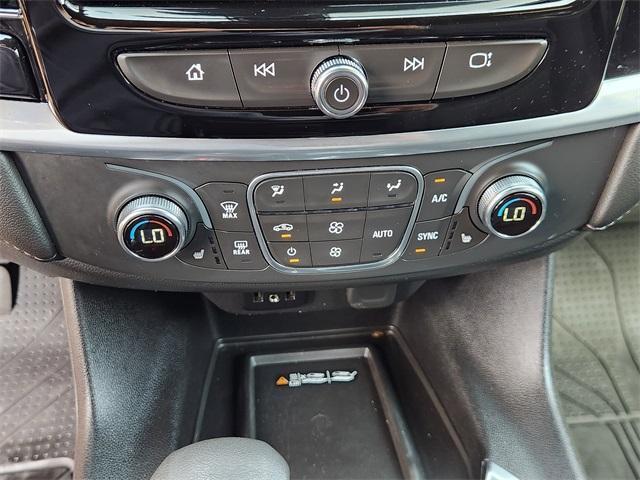 Photo of 2022 Cherry Red Tintcoat Chevrolet Traverse