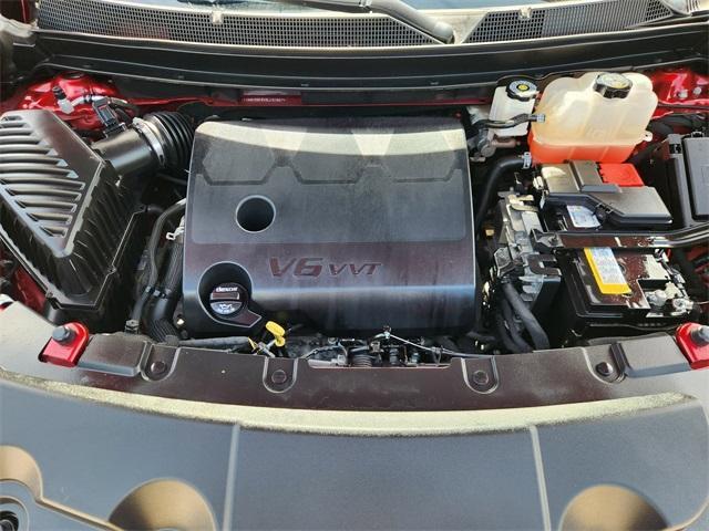 Photo of 2022 Cherry Red Tintcoat Chevrolet Traverse