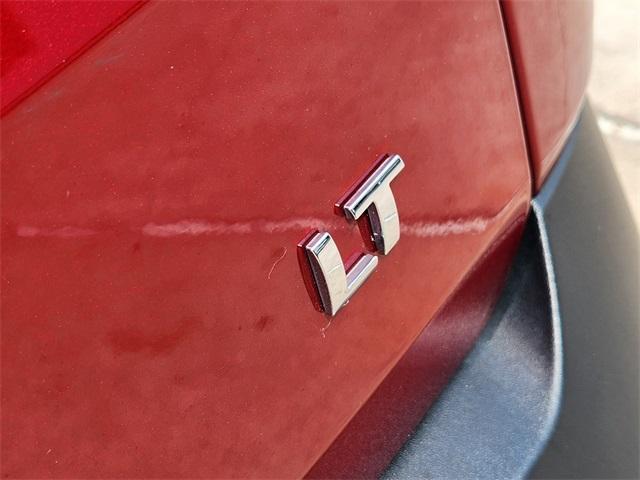 Photo of 2022 Cherry Red Tintcoat Chevrolet Traverse