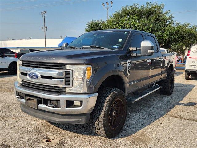 Photo of 2017 Magnetic Ford F-250