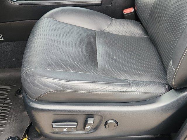 Photo of 2022 Black Onyx Lexus GX 460