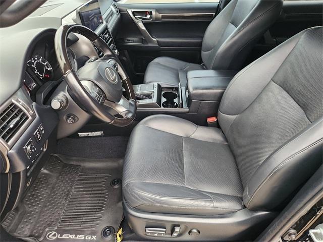Photo of 2022 Black Onyx Lexus GX 460