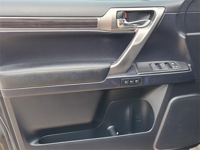 Photo of 2022 Black Onyx Lexus GX 460
