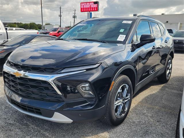 Photo of 2023 Black Chevrolet Blazer