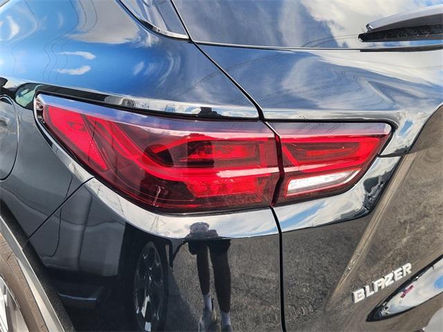Photo of 2023 Black Chevrolet Blazer