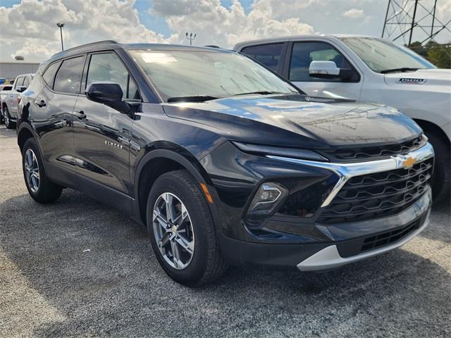 Photo of 2023 Black Chevrolet Blazer