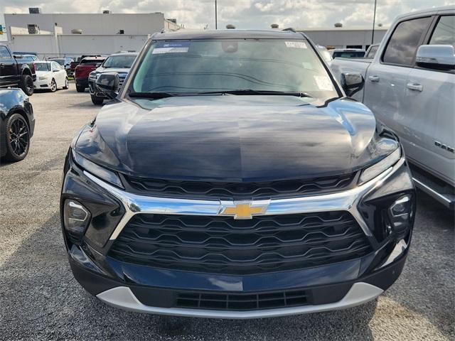 Photo of 2023 Black Chevrolet Blazer