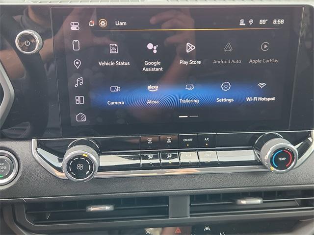 Photo of 2025 Summit White Chevrolet Colorado