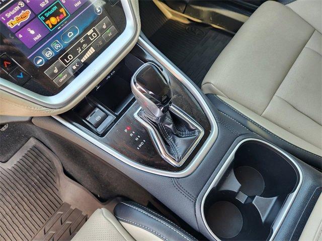 Photo of 2020 Crystal White Pearl Subaru Outback