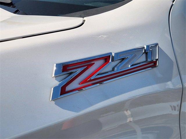 Photo of 2022 Iridescent Pearl Tricoat Chevrolet Silverado 1500 Limited