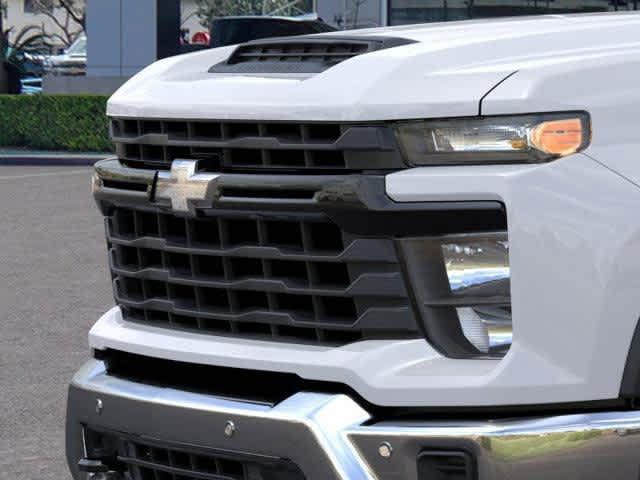 Photo of 2025 Summit White Chevrolet Silverado 2500