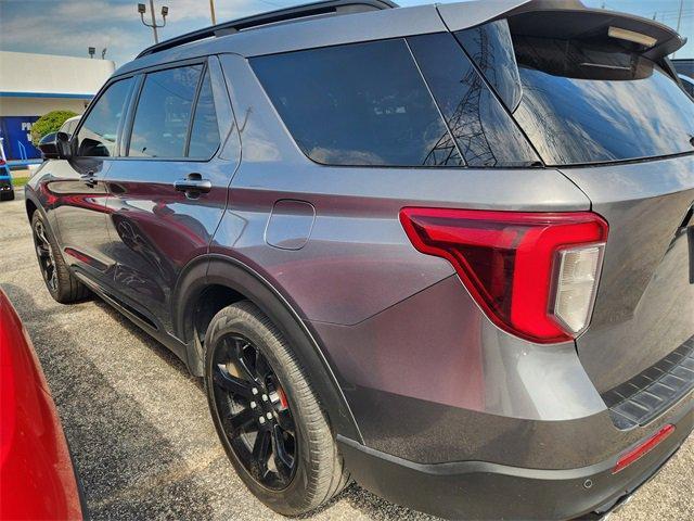 Photo of 2022 Gray Ford Explorer