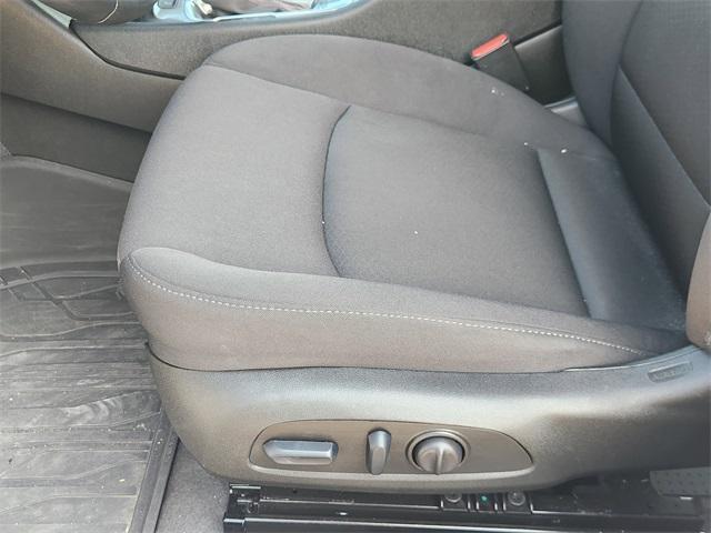 Photo of 2024 Summit White Chevrolet Malibu